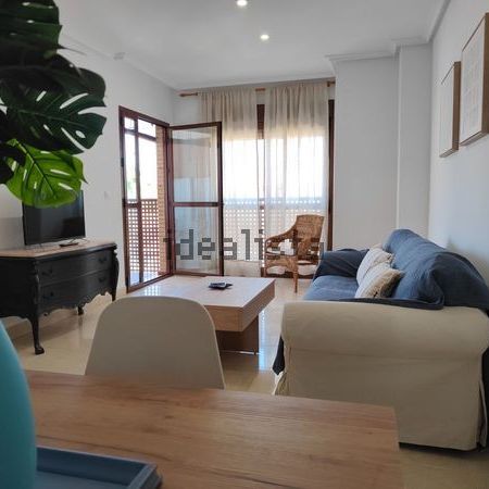 Alquiler de piso en Avenida Poeta Eduardo Flores, 86 - Photo 1