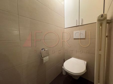 4.5 room apartment with balcony and quiet location in Carouge - Photo 3