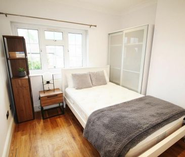 7 bedroom property to rent - Photo 4