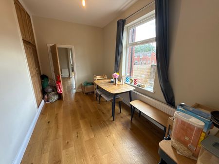 3 bedroom to let - Photo 5