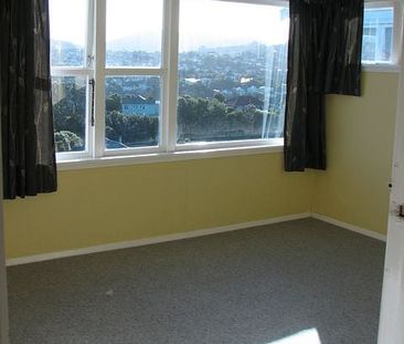 3 bedroom flat Northland - Photo 1