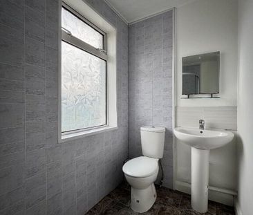 2 Ravenhill Parade, Belfast, BT6 8NU - Photo 4