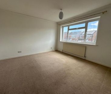 3 bedroom detached house to rent - Photo 4