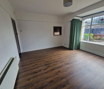 12 Cooldarragh Park, Cavehill Road, Belfast, BT14 6TG - Photo 4