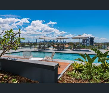 10605/300 Old Cleveland Road, Coorparoo, Qld 4151 - Photo 2
