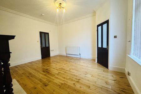 Mansion Terrace - Photo 3