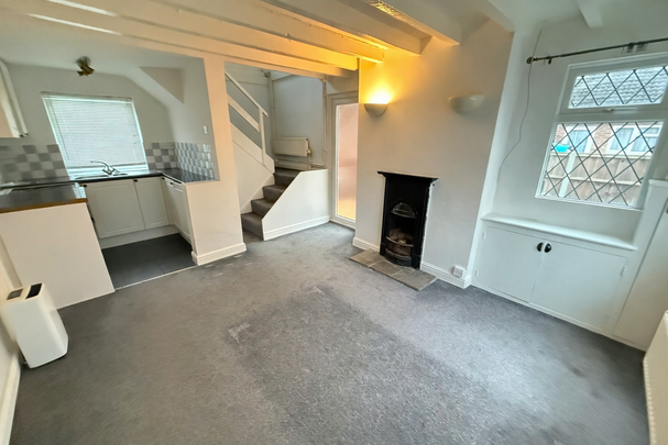 1 bedroom cottage to rent - Photo 1