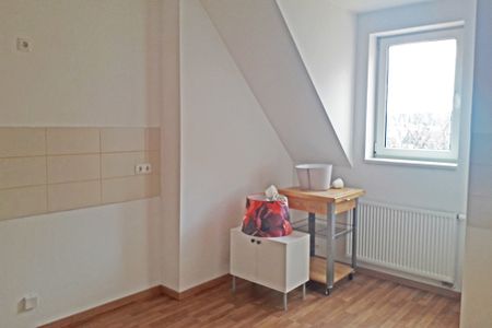 #3-Raum-Wohnung #Dachgeschoss #Tageslichtbad mit Wanne # geräumige Küche mit Fenster - Foto 5