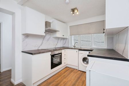 Upperton Road, Eastbourne - Photo 2