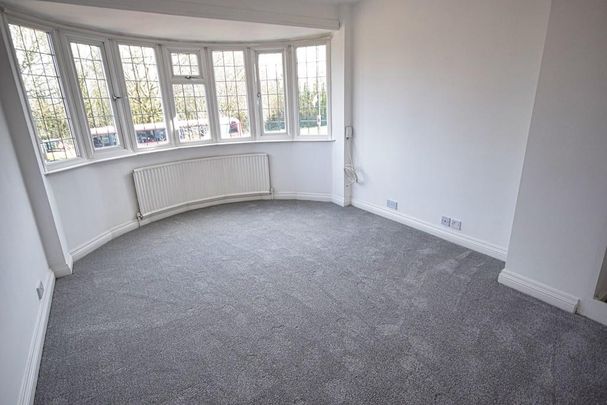 4 bedroom semi-detached house to rent - Photo 1