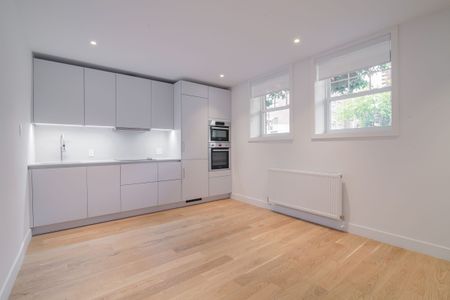 4715 Queen Mary Road - Photo 5