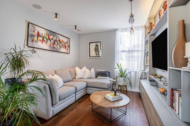 2 bedroom duplex to rent - Photo 1