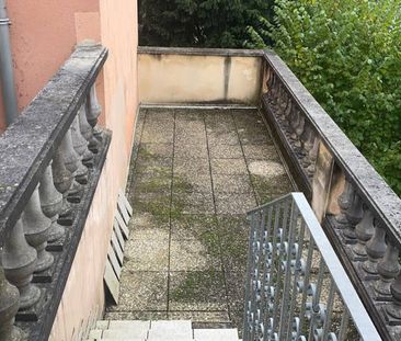 Appartement - cave - T5 - Terrasse - Photo 1