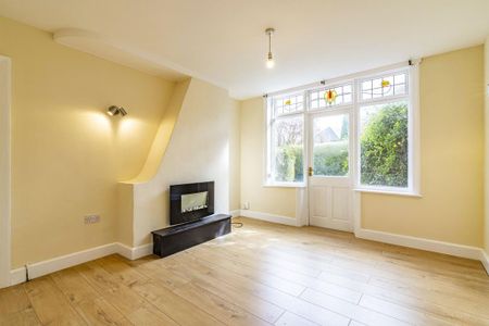 3 bedroom detached house to rent - Photo 2