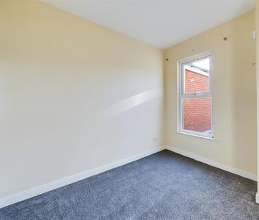 18 Woodvale Street - Photo 2