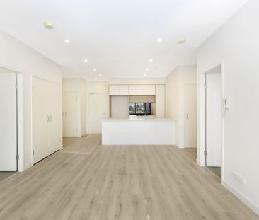 1003/10 Aviators Way, Penrith - Photo 6