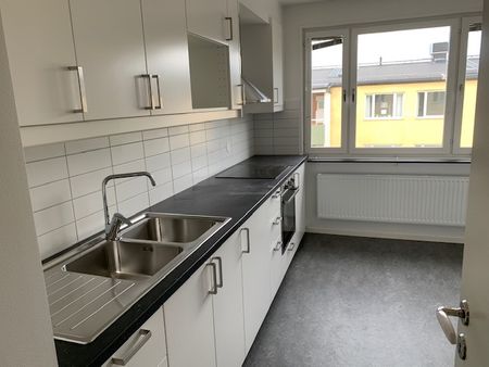 Kungsfågelgatan, Västerås - Photo 2