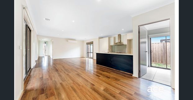 A Price to Brag About! - Photo 1