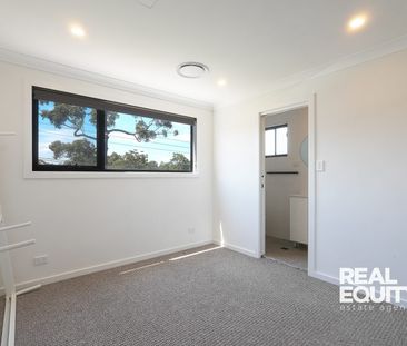 1/46 Balanada Avenue, Chipping Norton NSW 2170 - Townhouse For Rent... - Photo 2