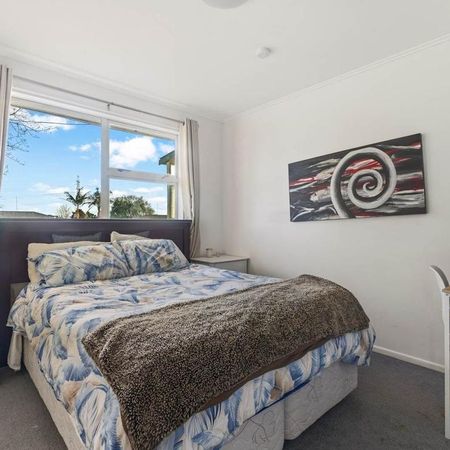 Room to Roam, Space to Breathe - Pets Welcome - Photo 4