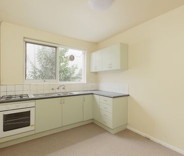 8/32 The Avenue, Windsor VIC 3181 - Apartment For Rent | Domain - Photo 5