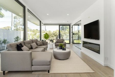 STUNNING NEW DESIGNER TOWNHOUSE - Photo 2