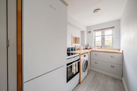 2 bedroom apartment to rent - Photo 4