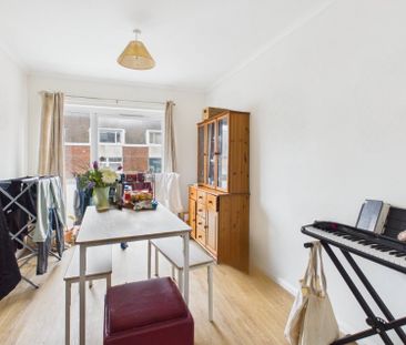 Grove Court, Beaconsfield, Buckinghamshire,HP9 - Photo 6