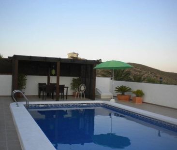 Villa - à louer - Almeria - 650 € - Photo 6