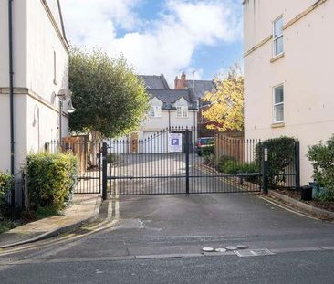 Dunalley Court, Cheltenham, GL50 - Photo 2