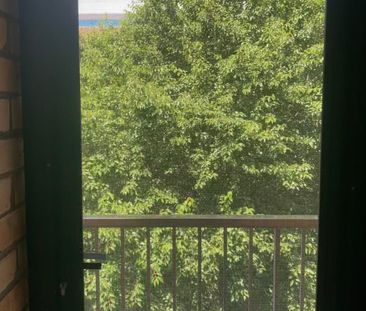 St Kilda Road - Photo 3