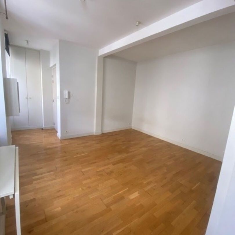 Location appartement 1 pièce, 22.85m², La Rochelle - Photo 1