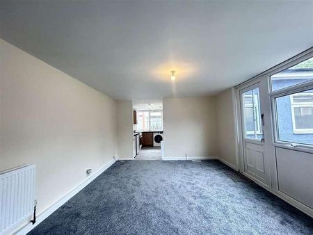 Berecroft, Harlow, CM18 - Photo 4