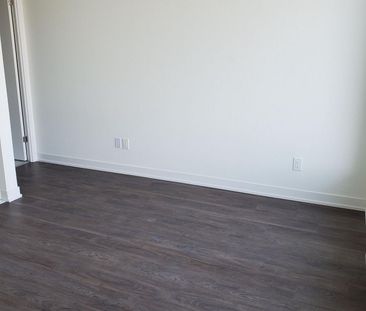 For Lease - 2 David Eyer Road Unit# 229, Richmond Hill, Ontario - Photo 6