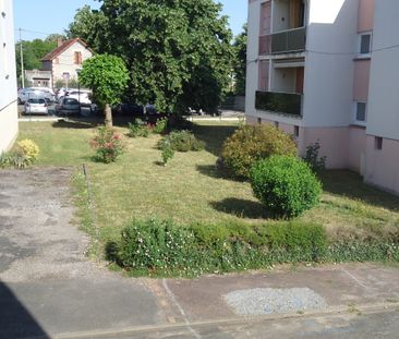 Location Appartement 5 pièces 74m² NEVERS 58000 - Photo 6