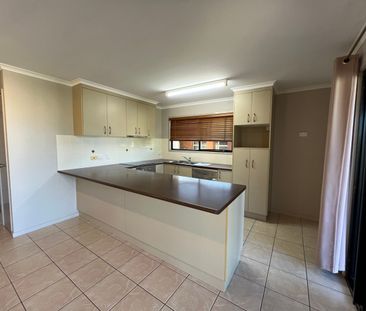 1/12 Kennedy Street, South Mackay - Photo 6