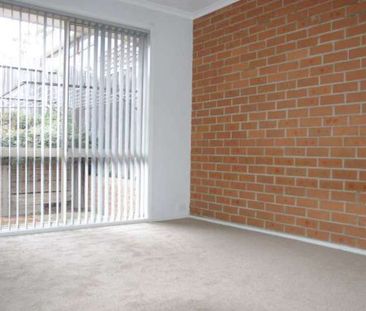 11/167 Knoke Avenue, Gordon ACT 2906 - Townhouse For Rent | Domain - Photo 3