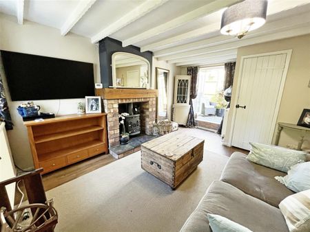 2 bedroom Cottage to rent - Photo 5