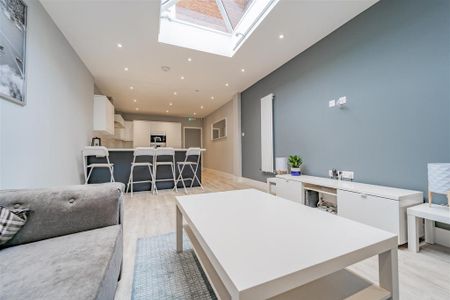 7 bedroom apartment to rent - Photo 2