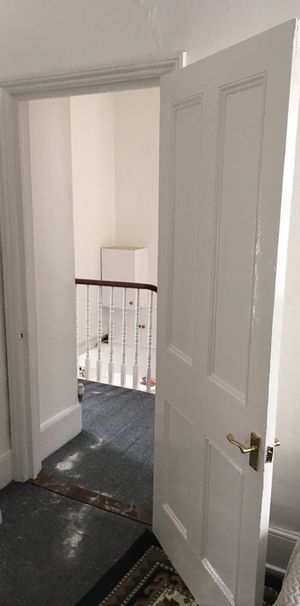 2 Bed Maisonette, Grant Road, CR0 - Photo 1