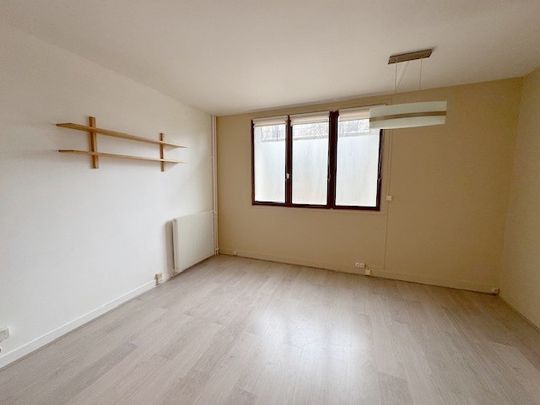Location Appartement 1 pièce 25m² VILLENNES SUR SEINE 78670 - Photo 1