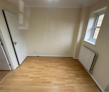 3 bedroom detached house to rent - Photo 4