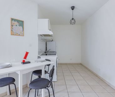 Beau T2 meublé avec balcon et garage, - Photo 3