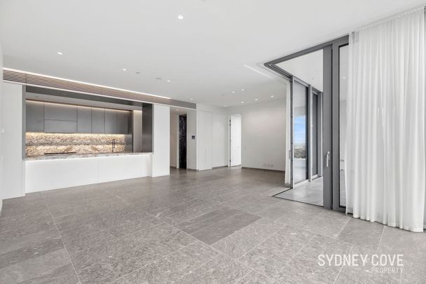 BRAND NEW SKYHOME IN ONE SYDNEY HARBOUR | Furnished - Photo 1