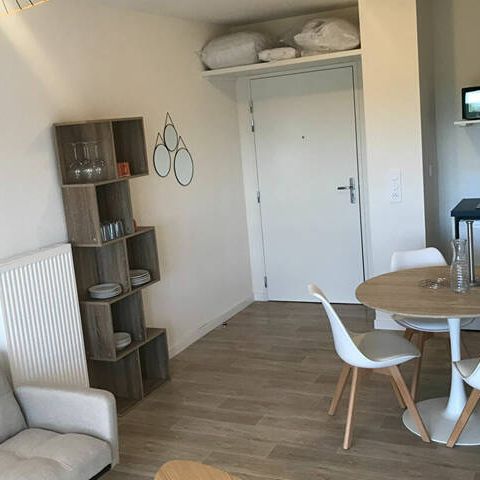 F2 - METZ TECHNOPOLE - RESIDENCE DE SERVICES - PROCHE GRANDES ECOLES - Photo 1