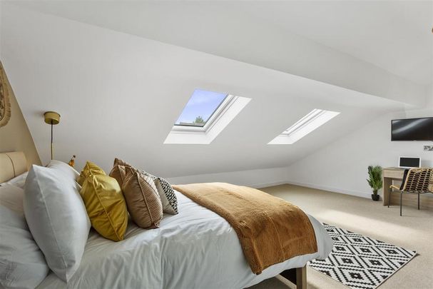 1 bedroom in a house share to rent - Photo 1