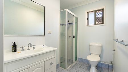 45 Overton Circuit, Kirwan QLD 4817 - House For Rent | Domain - Photo 2