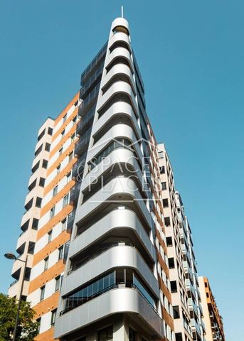 3 room luxury Apartment for rent in Valencia - Photo 4