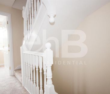 3 bedroom end of terrace house to rent - Photo 1