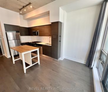 Lofts 399 , #318 - Photo 3